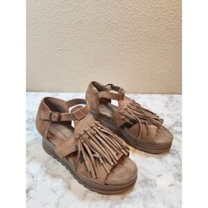 Pierre Dumas Womens 9 Tan Drake-4 Fringe Platform Wedge Ankle Strap Sandals